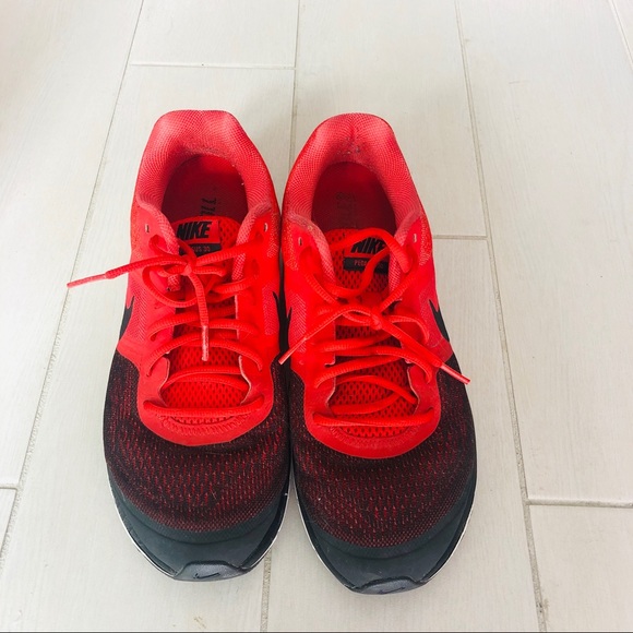 Nike men’s training shoes - Picture 2 of 6